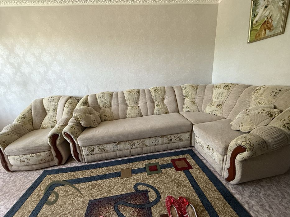 Угловой диван с креслом