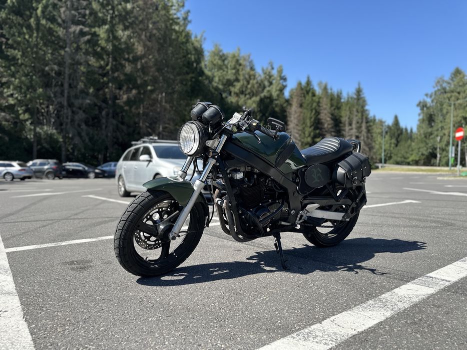 Suzuki GS500 Modificat