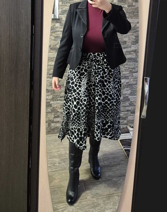 Fusta medie animal print L