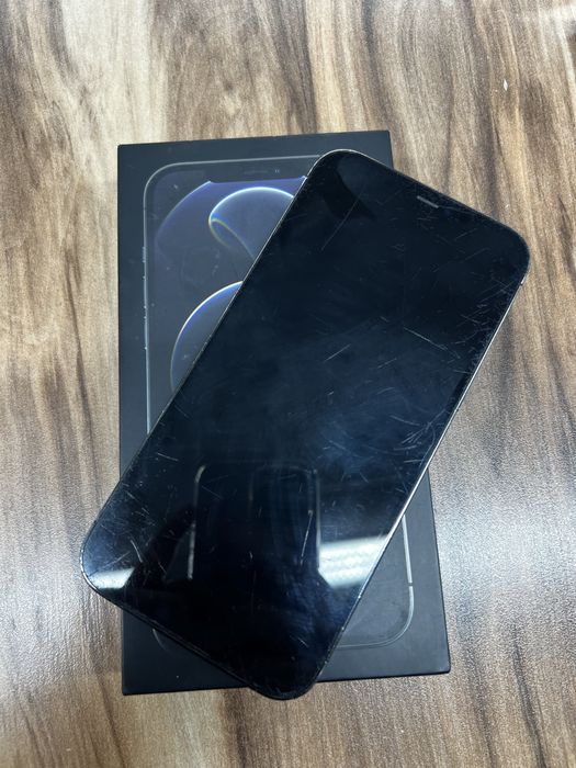 Продам айфон 12 про макс