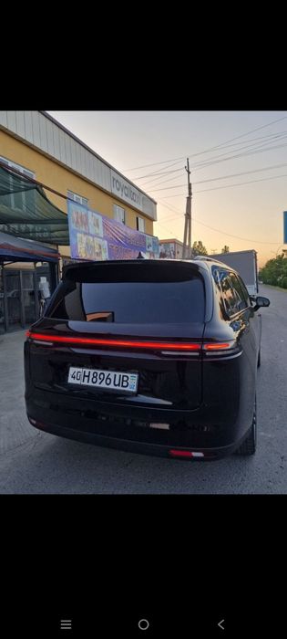 Леапмоторс Си 16
