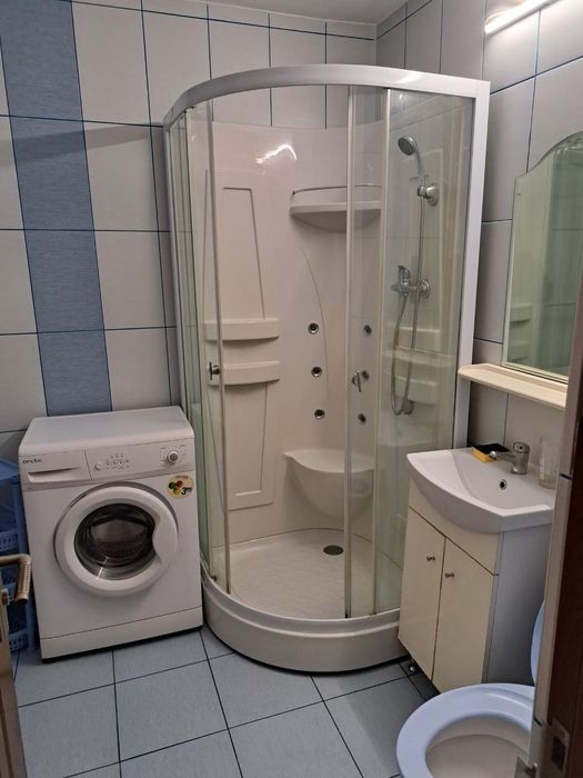 Închiriez apartament 2 camere decomandate – B-dul Corneliu Coposu (Zona Obcini / Spital)