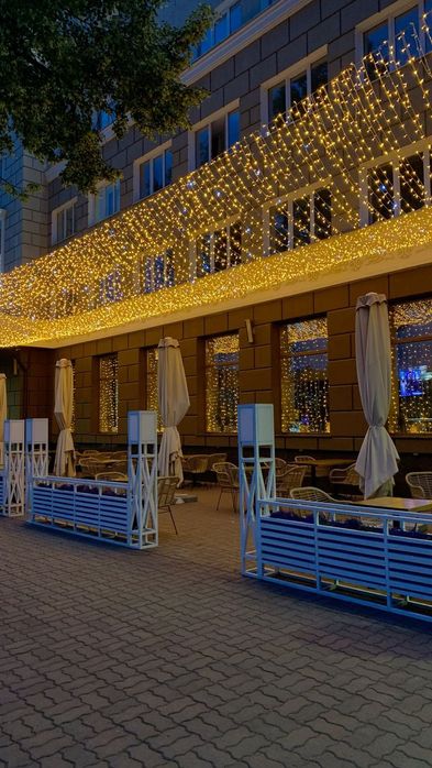 Украшение дома гирляндами