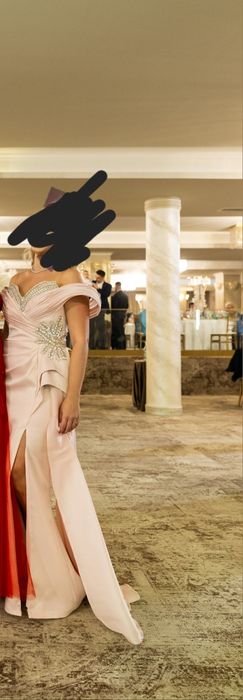 Vând rochie eleganta mărimea 38 - M