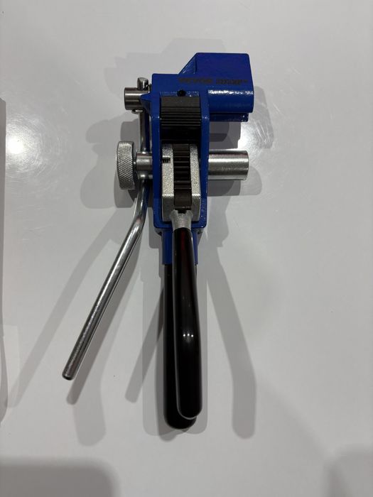 Ръчна чембер машина