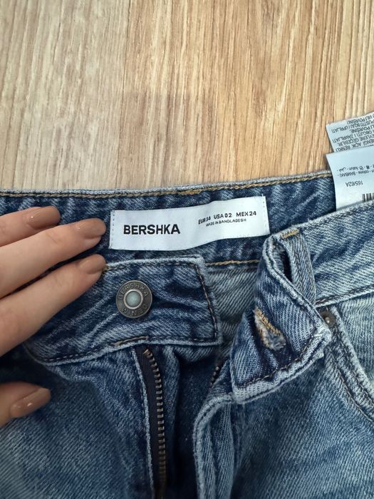 Дамски дънки Bershka и др.