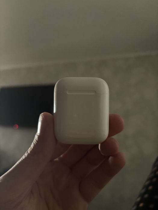 Продается AirPods 2