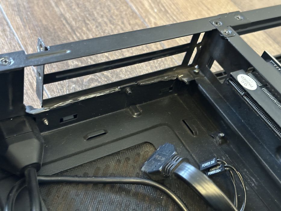 Fractal Design Node 202 SFX HTPC Case само за ITX  дънни платки