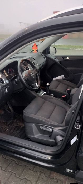 Vând Volkswagen Tiguan 2010