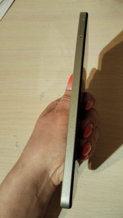 Смартфон реалми в хорошем состоянии