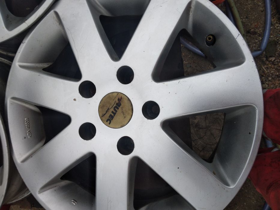 Jenti bmw pe 16 inchi