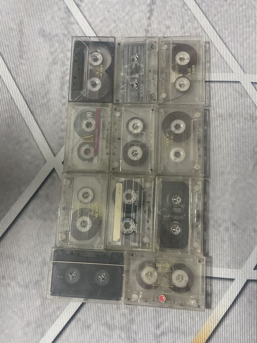 касеты магнитофонные