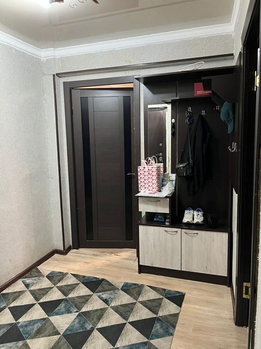 Жалға беріледі екі бөлмелі пәтер.