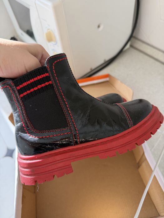 Сапоги весенние детские