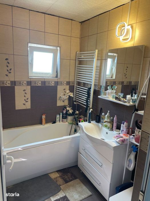 Apartament 4 camere, etaj 4, zona 1Mai