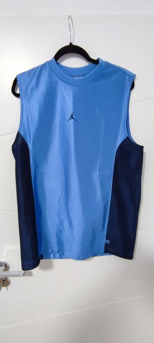 Фитнес тениски и потници