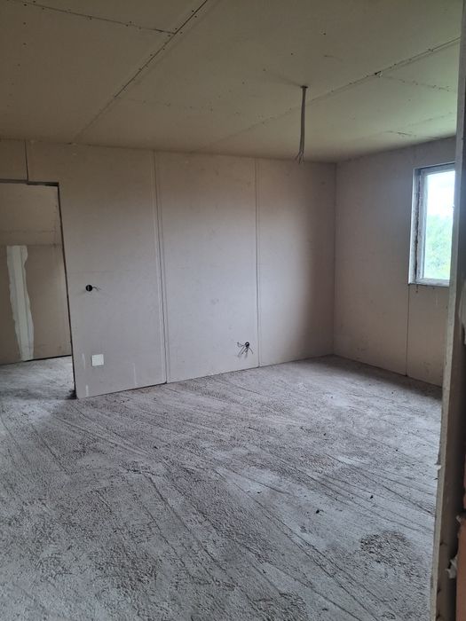 Casa nou construită in Iratosu langa Arad