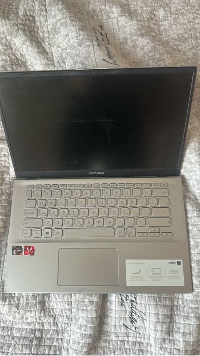Продам ноутбук Asus Vivobook 14