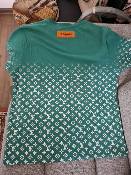 Tricou Loius Vuitton