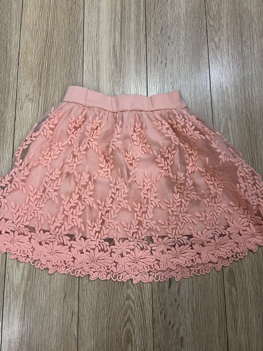 Кокетна рокличка и много сладка поличка за момиченце.