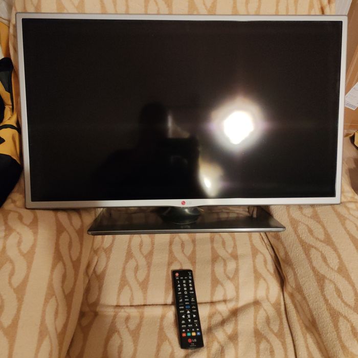 Televizor Smart LG diagonala 82 cm