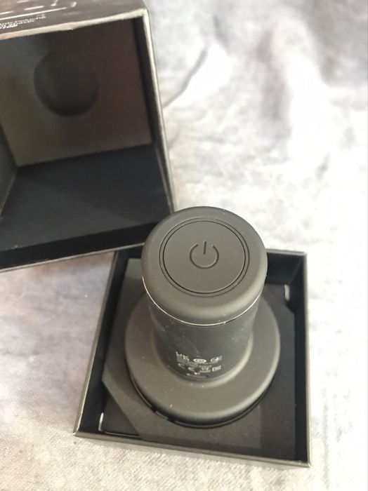 Машинка за премахване на мъхчета от дрехи  SteamOne