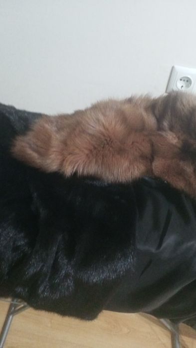 Норковая шуба,воротник соболь.