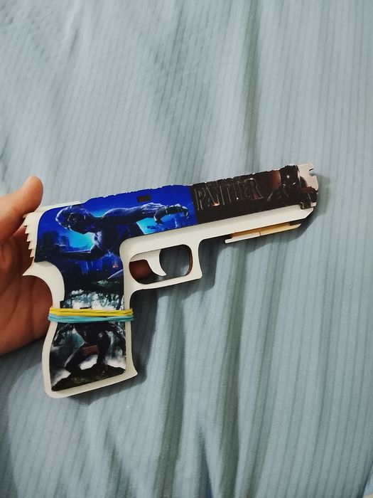 Пистолет игрушка