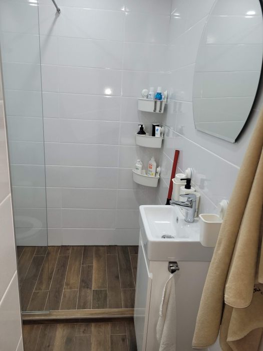 Дава се под наем Тристаен апартамент в Варна, Възраждане 1 - 70 кв.м за 408 € - Снимка #11