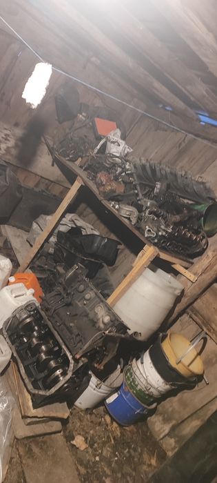 Продам двигателя и запчасти на Митсубиси rvr и Паджеро 2 4д56