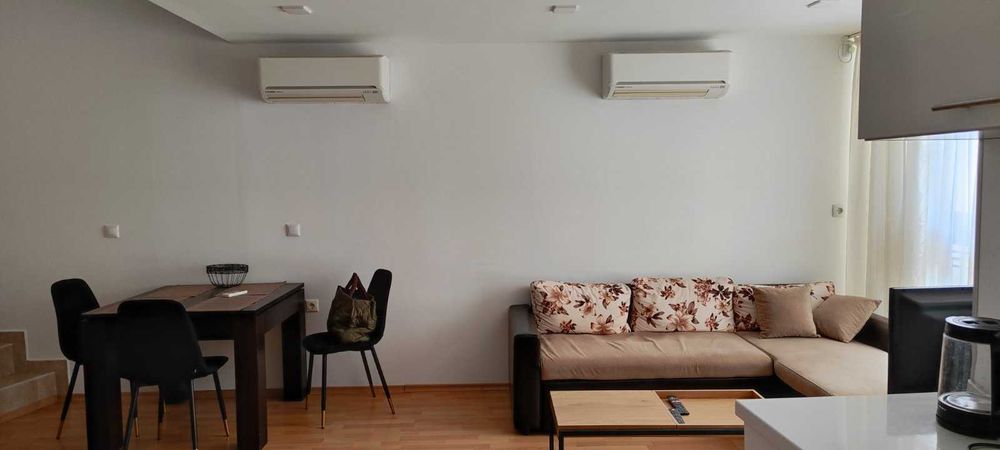 Продава се Тристаен апартамент в Варна, Гръцка махала - 100 кв.м за 2490 €/кв.м - Снимка #2