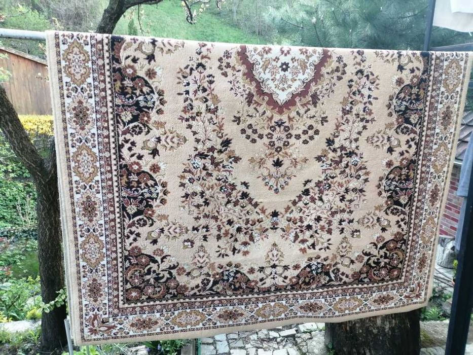 Vand covor din lana, dimensiuni 2X3 metri