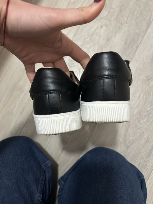 Celio черни кецове