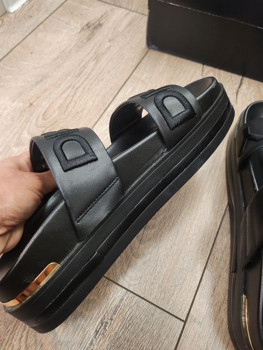 DKNY чехли на плотформа