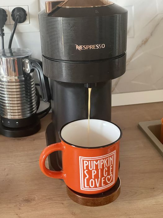 Aparat cafea nesspresso vertuo nex