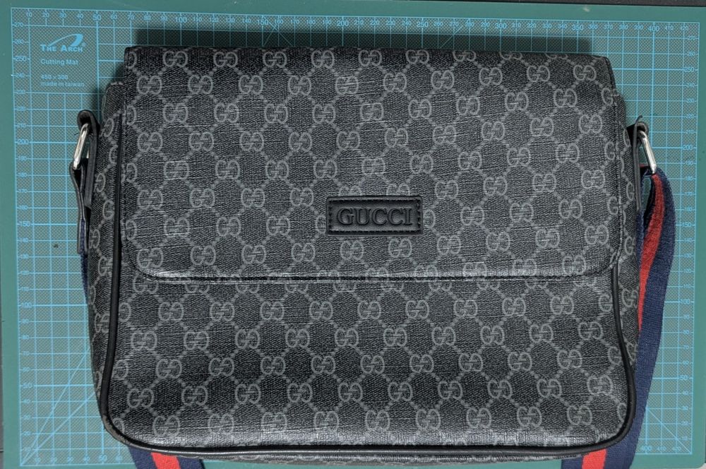 Продам сумку Gucci