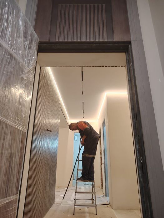 Натяжные потолки.