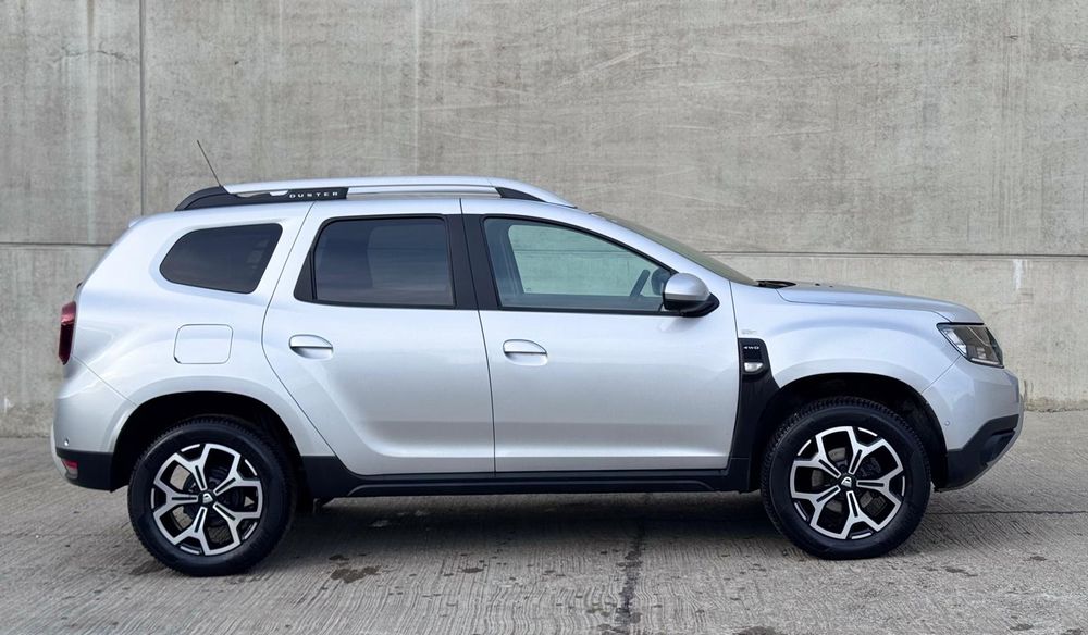 Dacia Duster Prestige//benzina 4x4/ 4x2/ climatronic/încălzire scaune