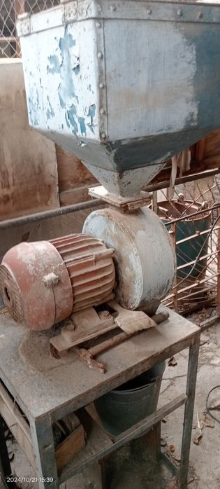 Дробилка зерна,сена и т.д