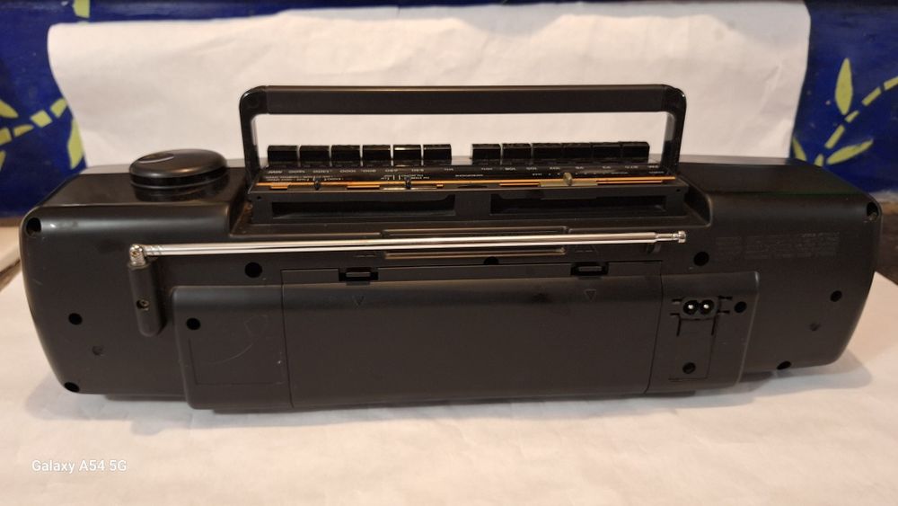 Vechi radiocasetofon dublu Philips