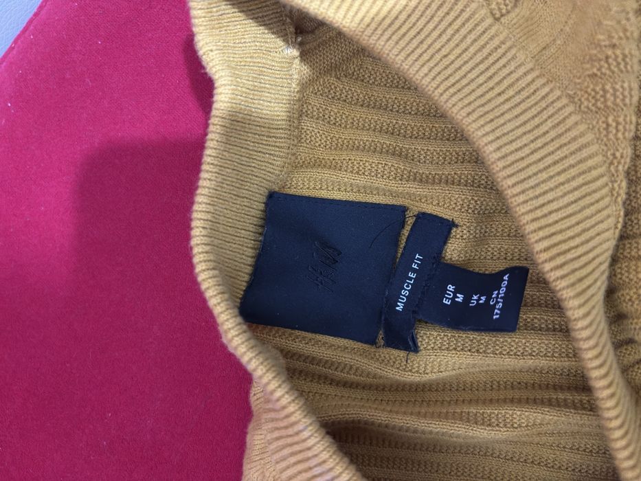 Bluza H&M Muscle Fit HM marimea M