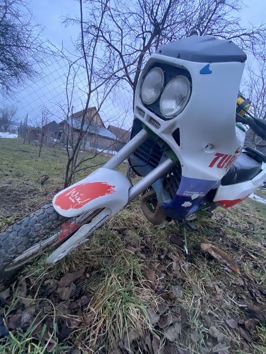 Vand aprilea si kxd defect