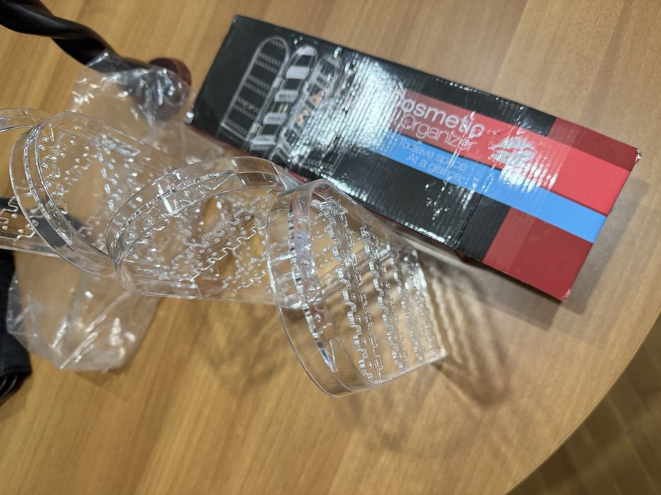 Organizator pt bijuterii