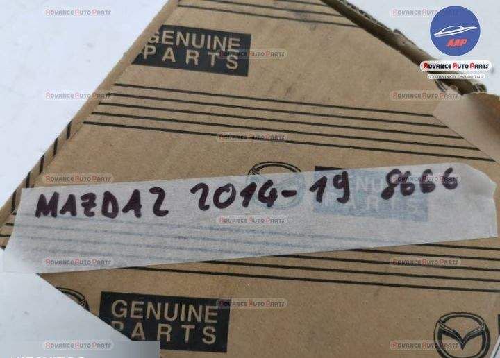 Мазда 2 / Mazda 2 Оригинална предна камера в добро състояние