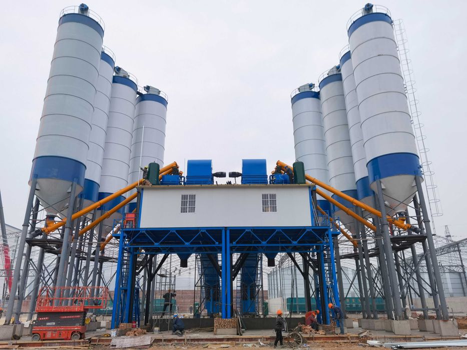 Бетонный завод производительностью от 25 м³ в час до 180 м³ в час