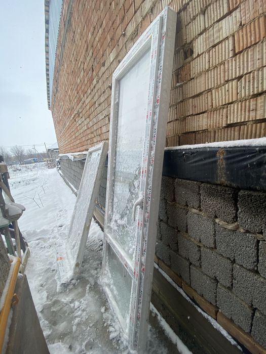 Пластик есік, терезе