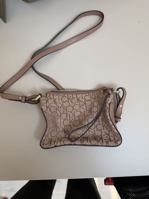 Geanta Calvin Klein logo maro