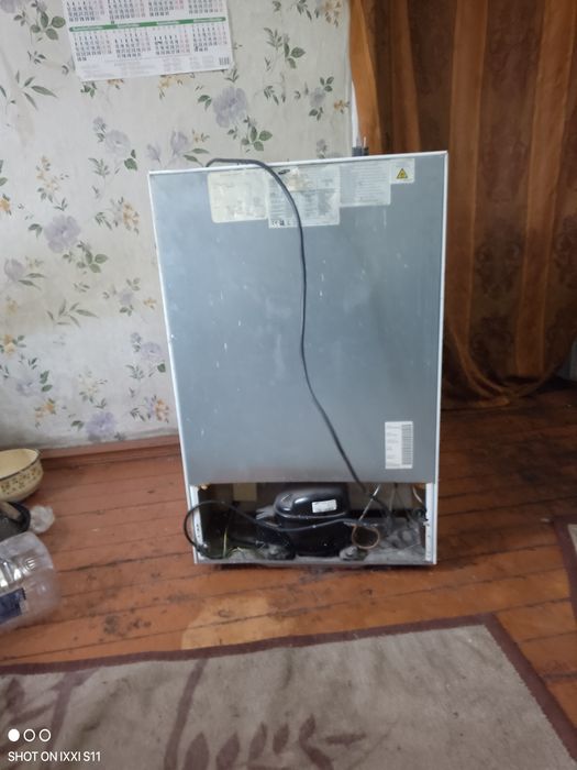 Продам  мини холодильник в рабочем состоянии