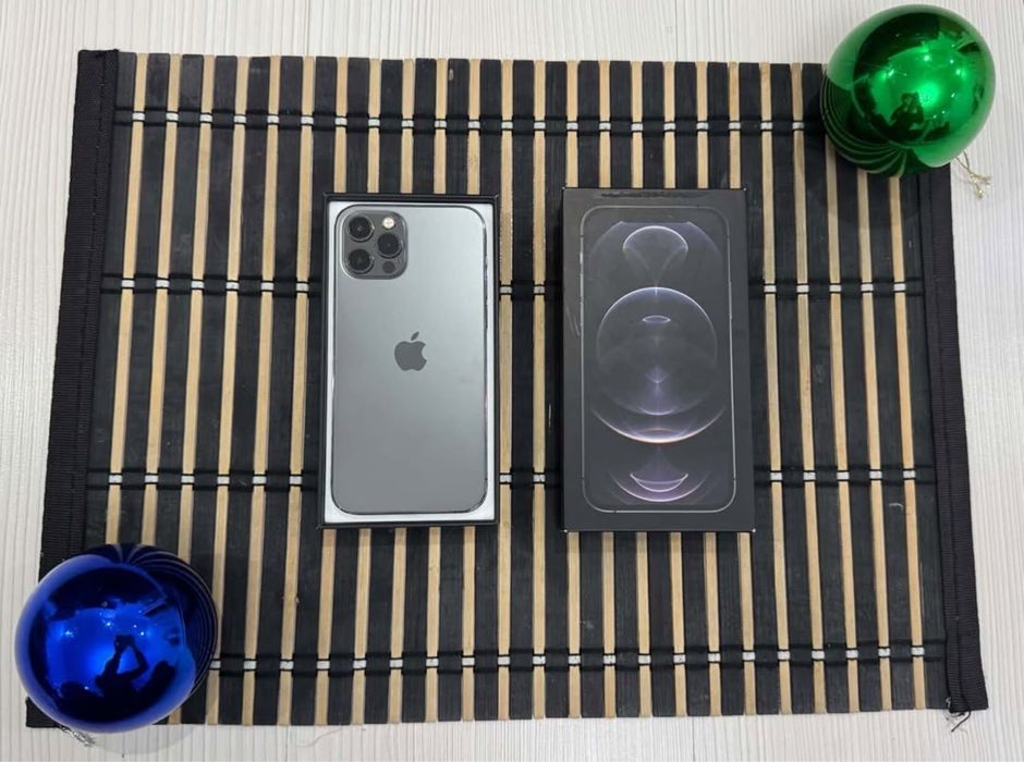 Продам айфон 12 про iphone 12 pro