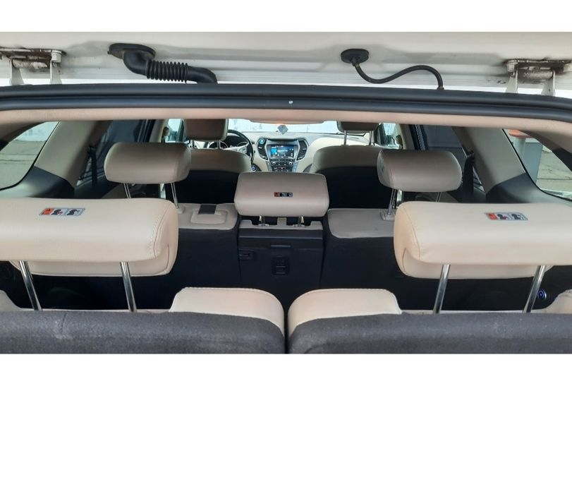 Hyundai Grand Santa Fe